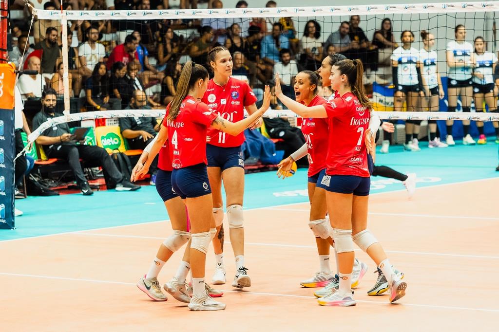 Barueri Vôlei se supera no segundo semestre e chega às finais da Superliga