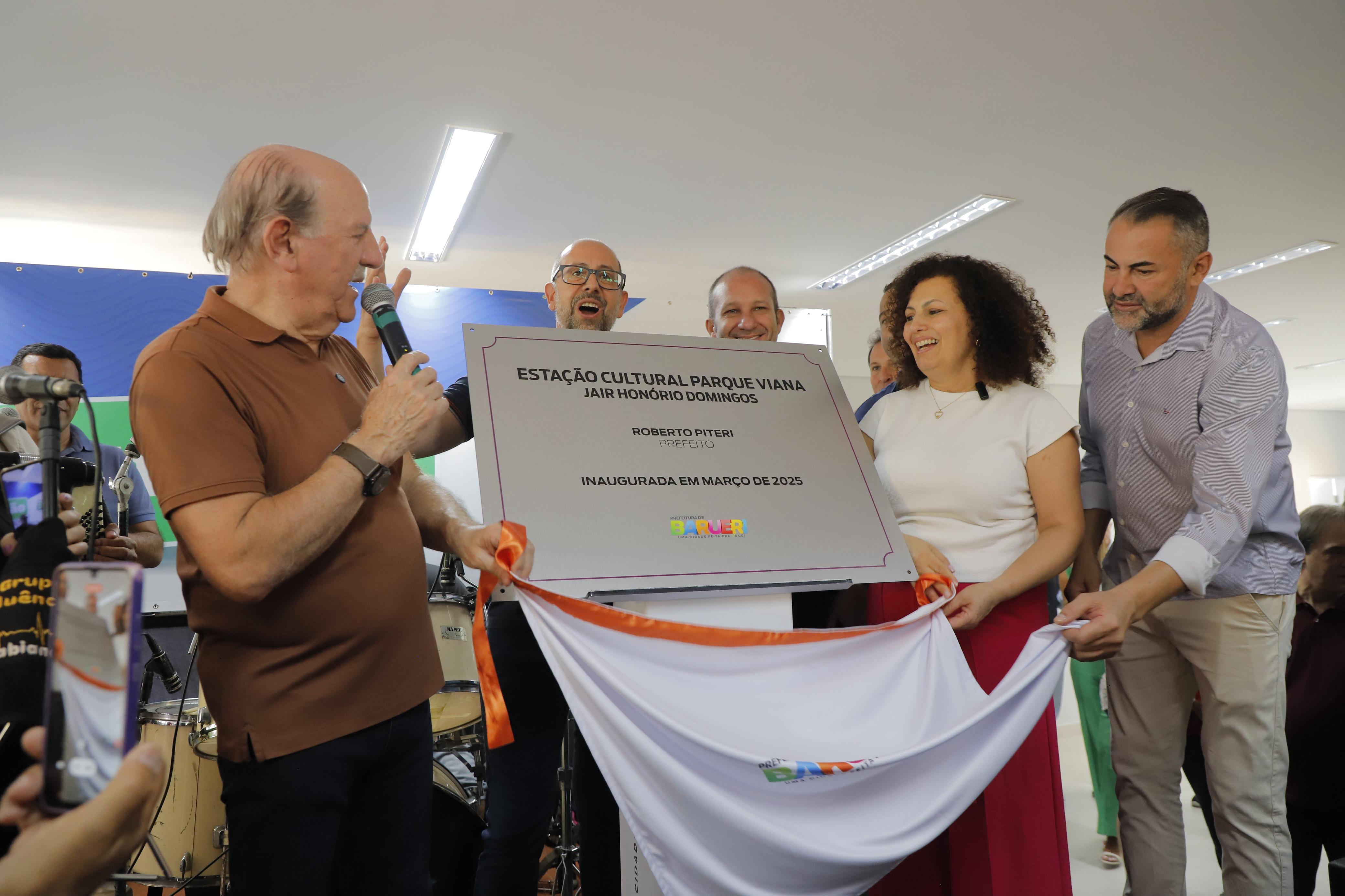 Beto Piteri mostra continuidade do governo Furlan e entrega duas obras no Parque Viana