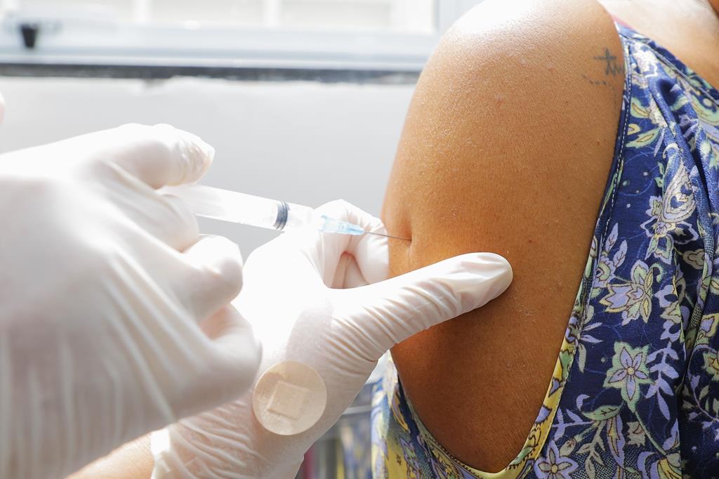 Barueri amplia público-alvo para vacinação contra a gripe